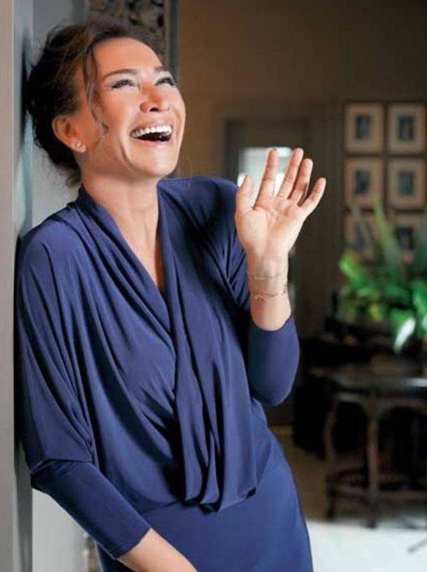 Sandık Kokusu'nun 'Filiz'i Demet Akbağ'dan çarpıcı itiraf. Vücudundaki en sevmediği yeri açıkladı - Resim: 26